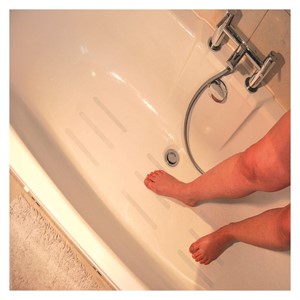 Anti-Slip Self-Adhesive Bath And Shower Stickers