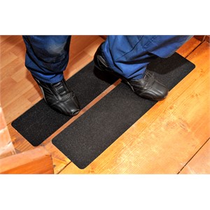 Self Adhesive SS#200 Coarse Black Anti Slip Stair Tread